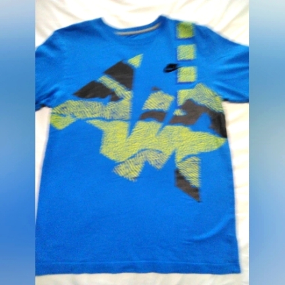 Nike Air Max shirt